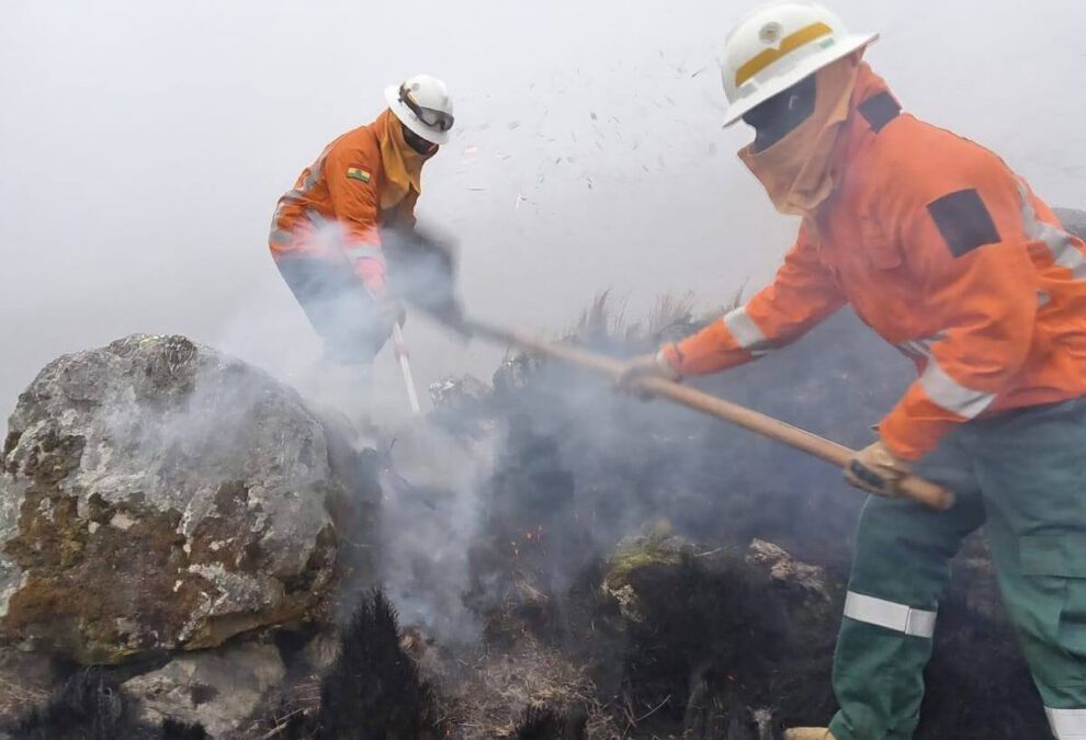Incendios forestales en Bolivia controlados