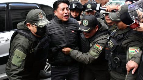 Marco Pumari denuncia corrupción en detenciones preventivas en Bolivia
