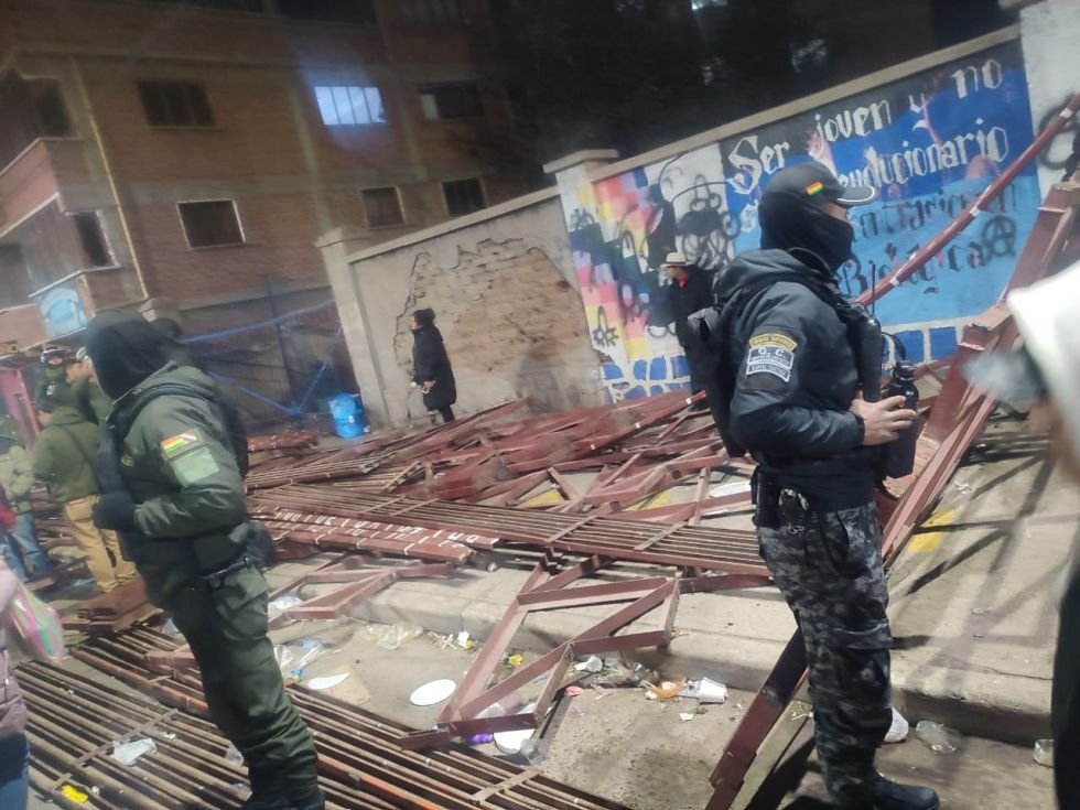 Desplome de gradería en Potosí durante la festividad de Ch’utillos