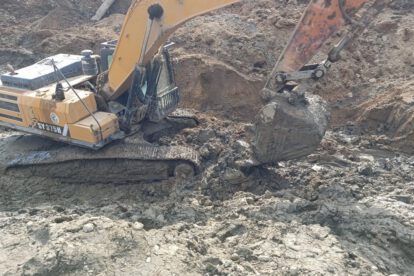 Rescatan a los trabajadores tras deslizamiento en mina de los Yungas