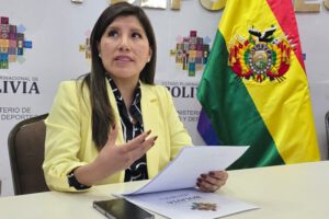 Hábitos esenciales para mejorar la nutrición de adultos mayores en Bolivia