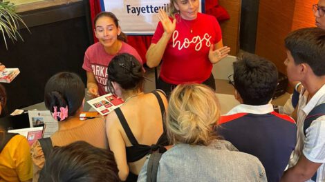 feria EducationUSA en Santa Cruz