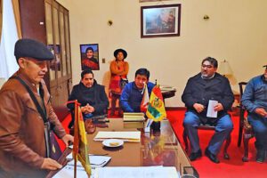 Damián Condori alta médica ante la Asamblea Legislativa de Chuquisaca