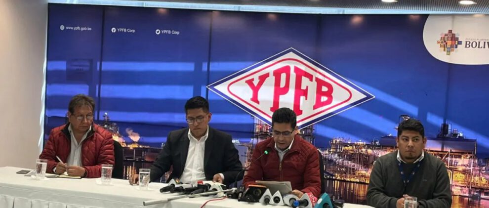 YPFB importación de combustible