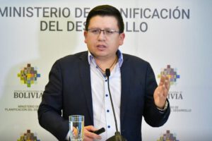 crédito para proyecto vial en Oruro y Potosí