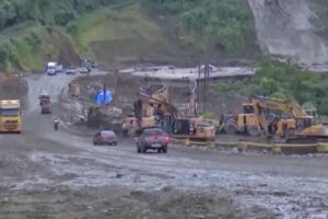 Paro de trabajadores de Sedcam por falta de diésel