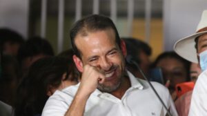 La justicia decide a favor de Camacho en caso carro bombero