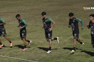 Miguel Terceros durante el entrenamiento de la Selección Nacional en el estadio Hernando Siles