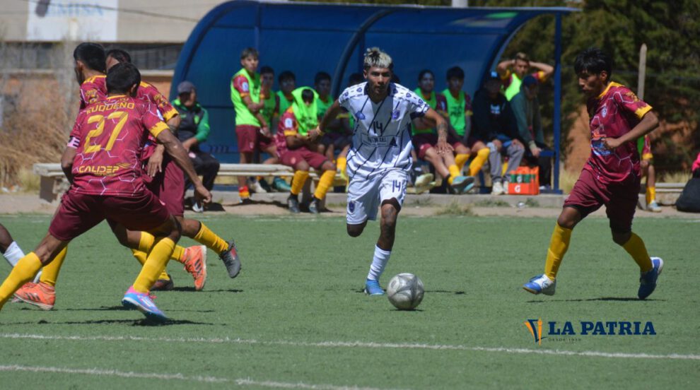 FC VHSR sorprende a Shalon y vence con autoridad: 4-2 en la Primera A