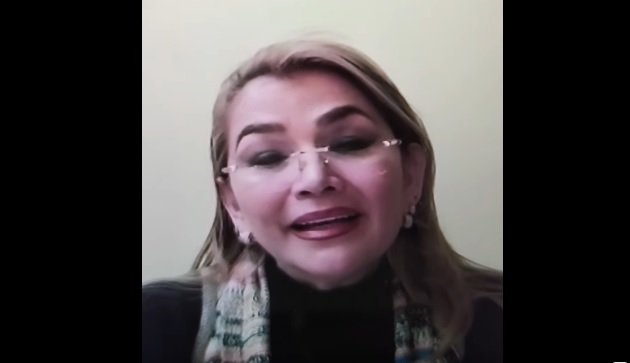 Jeanine Añez en la audiencia