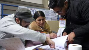 Desembolso al TSE para balotaje entre Paz y Quiroga
