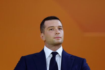 Crisis política en Francia liderada por Jordan Bardella