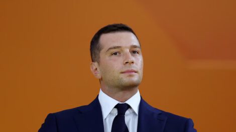 Crisis política en Francia liderada por Jordan Bardella