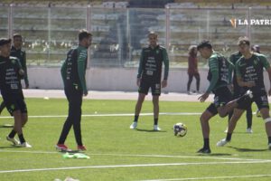 La selección boliviana en Barranquilla para el partido contra Colombia