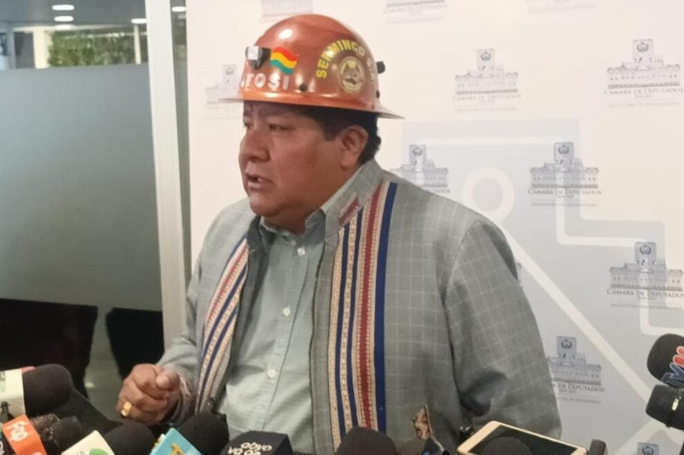 Senador Hilarión Mamani denuncia sabotaje a sesiones legislativas