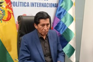 Senador Félix Ajpi critica el sistema judicial boliviano
