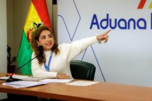 Incautación de vehículos indocumentados por la Aduana Nacional