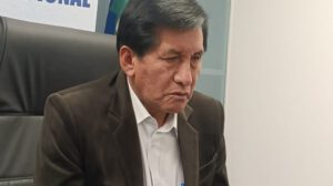 Incremento del 10% al sector salud para mejorar atención y servicios públicos