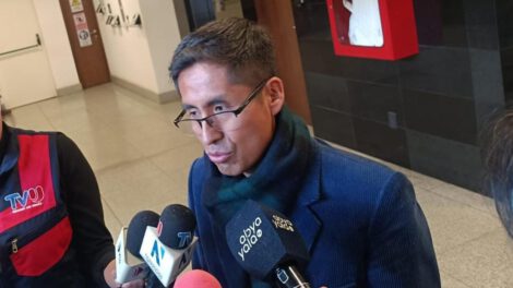 Licencias de senadores en el Senado