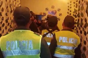 Intervención en mini cines en Quillacollo por irregularidades