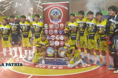 torneo Apertura de fútbol de salón en Oruro
