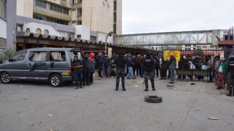 Conflicto en la terminal Hernando Siles