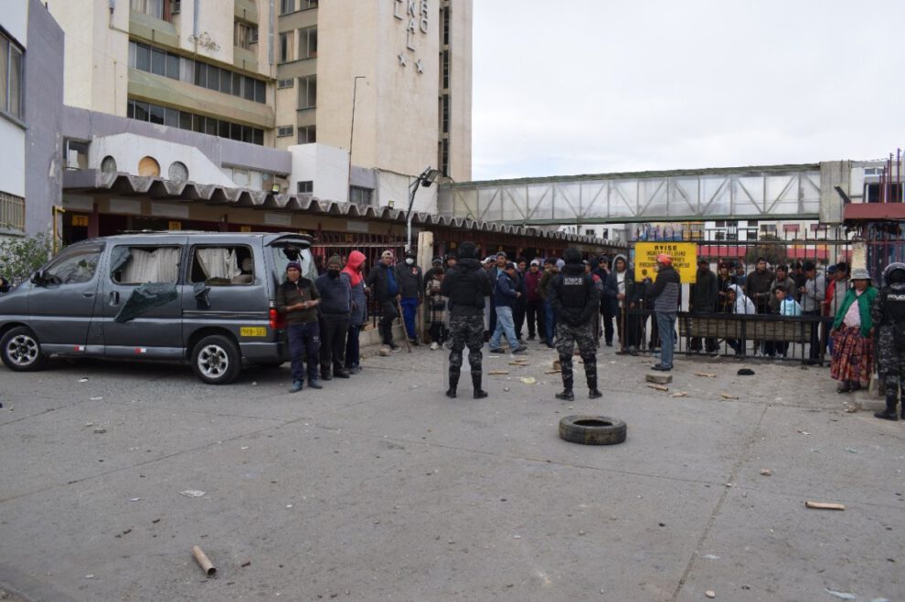 Conflicto en la terminal Hernando Siles