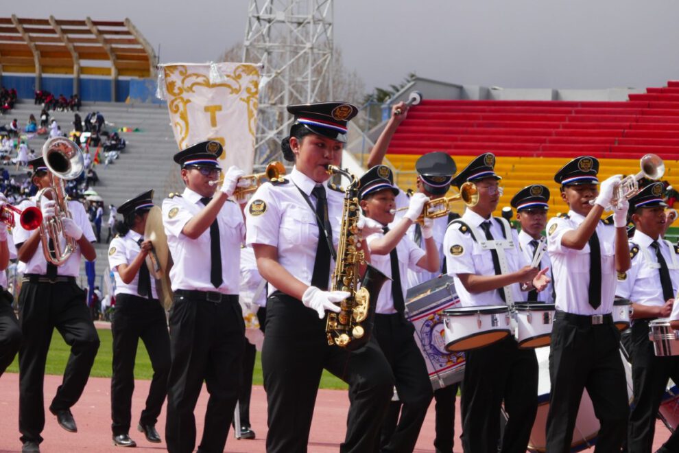 Concurso Departamental de Bandas Estudiantiles en Oruro