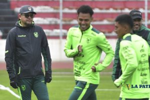 Villegas prueba equipo titular de la Verde en Villa Ingenio