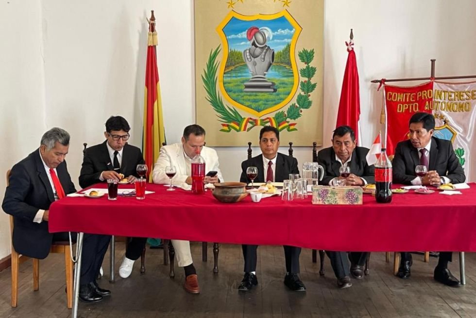 abrogación del Decreto Supremo 405 en Bolivia