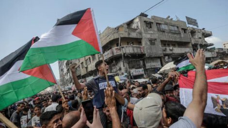 Ciudadanos protestan en rechazo a la guerra y al bloqueo de la Franja de Gaza
