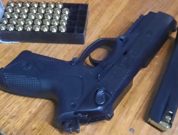 arma de fuego en terminal de buses