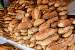 incremento del precio del pan en La Paz