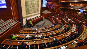 suspensión temporal de embargos en préstamos bancarios