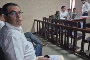 Mario Aguilera en audiencia del caso Decretazo