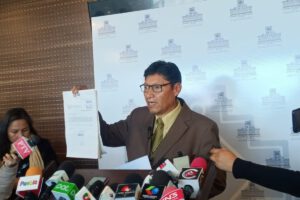 Proyecto de ley para proteger a periodistas en Bolivia