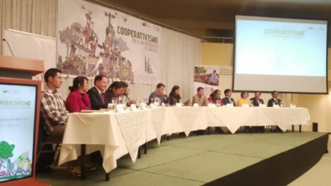 Cooperativismo en Bolivia: investigación expone sus logros sociales y tensiones ambientales
