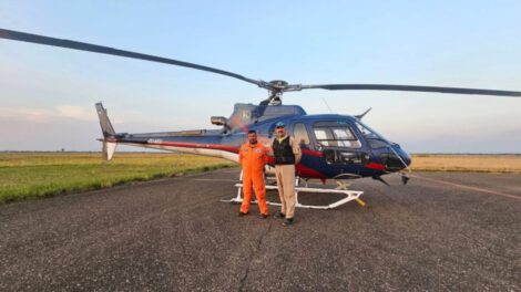 Helicóptero chileno combate incendios en Bolivia