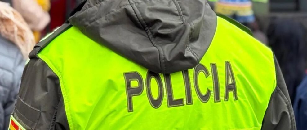 Mujer liberada por venta de explosivos en redes sociales