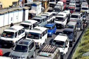 Choferes de La Paz rechazan propuesta para legalizar autos chutos