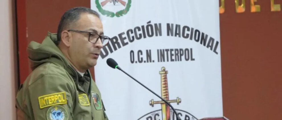 Interpol sello rojo Pablo Delgadillo por triple asesinato
