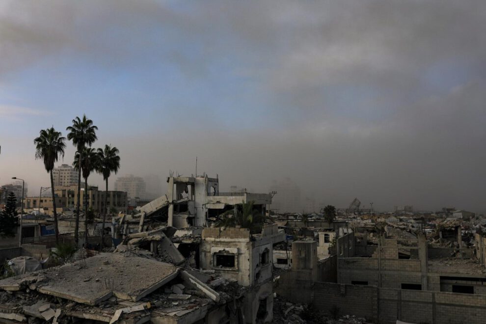 Israel bombardea Gaza