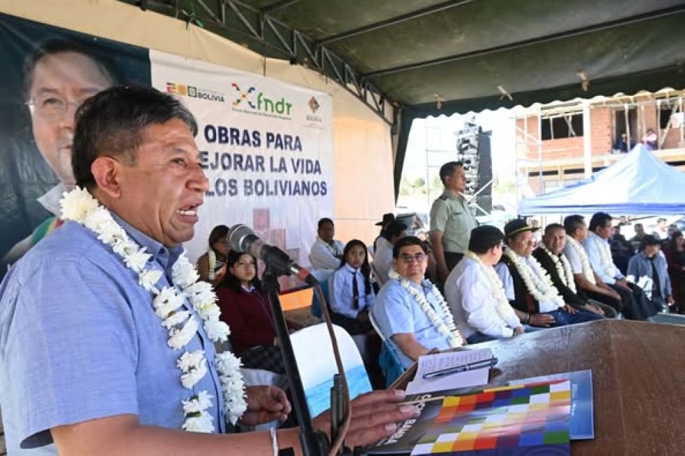 Crisis de combustibles y dólares en Bolivia