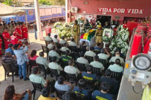 Desgarradora despedida al sargento Abel Chillca en Santa Cruz