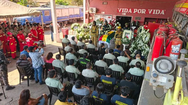 Desgarradora despedida al sargento Abel Chillca en Santa Cruz