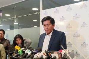 Diferimiento de créditos defendido por Félix Ajpi