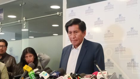 Diferimiento de créditos defendido por Félix Ajpi