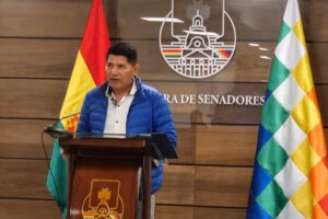 Ley para suspender vocales del TSE propuesta por el senador Pedro Benjamín Vargas