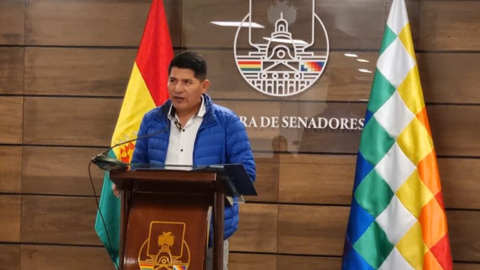 Ley para suspender vocales del TSE propuesta por el senador Pedro Benjamín Vargas
