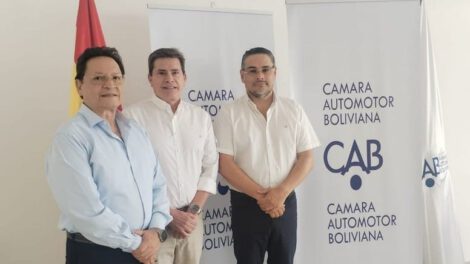 Aumento de vehículos indocumentados preocupa a la Cámara Automotor Boliviana